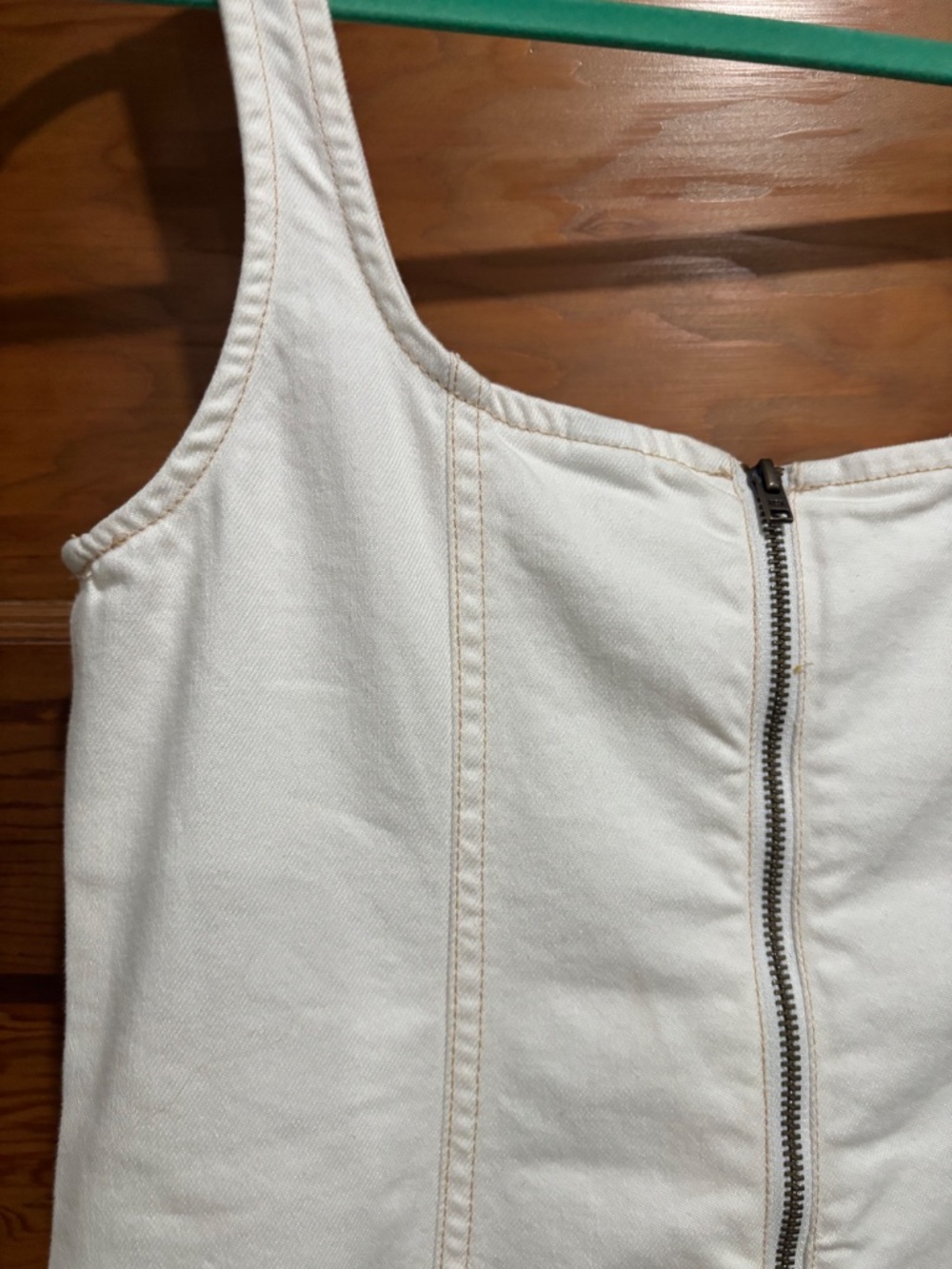 OLD NAVY CREAM DENIM DRESS - Picture 5 of 6